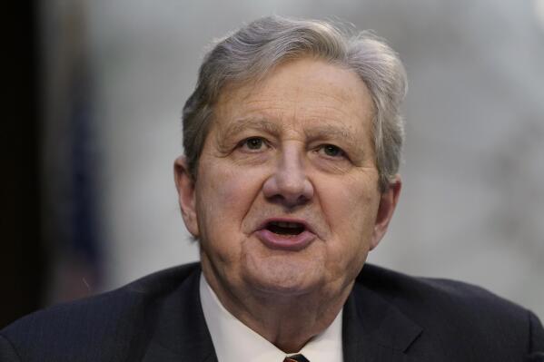 Senador Kennedy acusa al gobierno de México de estar  Senador Kennedy acusa al gobierno de México de estar